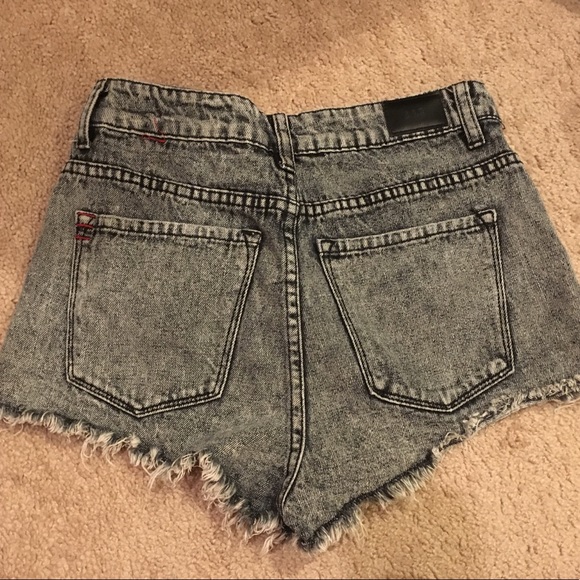 BDG High Rise Distressed Grey Shorts - Picture 2 of 3